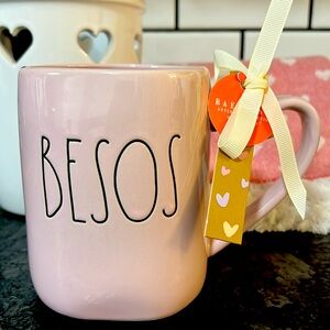 Rae Dunn Besos Mug - Brand New with Tags